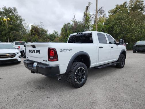 2026 RAM 2500 Tradesman Crew Cab 4x4 6'4' Box