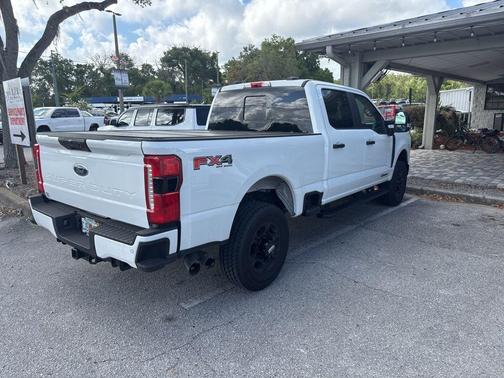 Oxford White 2025 Ford F-350 XL