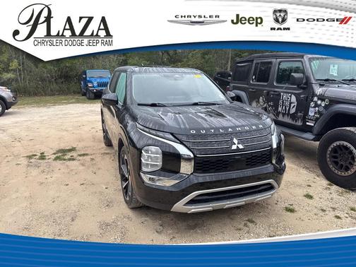 2022 Mitsubishi Outlander SE