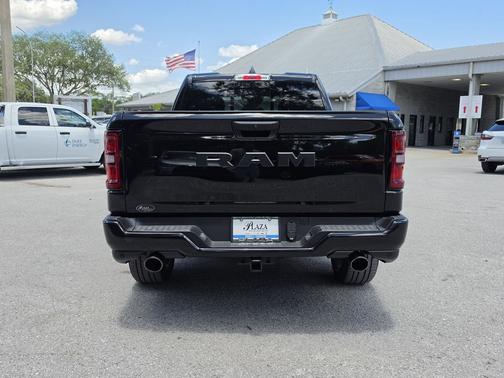 Diamond Black 2026 RAM 1500 Express