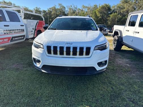 2022 Jeep Cherokee Latitude Lux