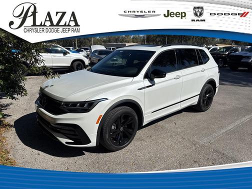 2024 Volkswagen Tiguan 2.0T SE R-Line Black