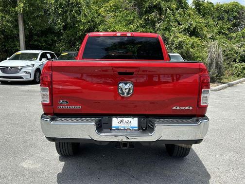 Flame Red Clearcoat 2022 RAM 2500 Big Horn Crew Cab 4x4 6'4' Box