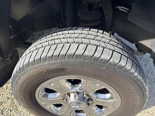 2018 RAM 2500 Big Horn Crew Cab 4x4 8' Box