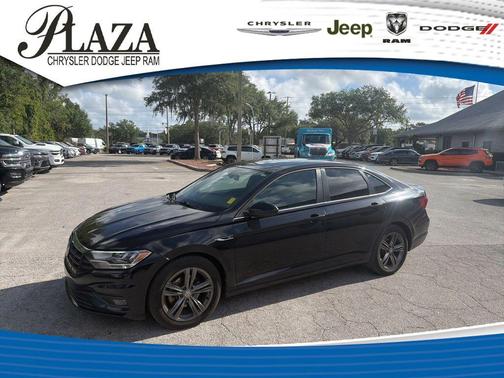 Deep Black Pearl 2020 Volkswagen Jetta 1.4T R-Line