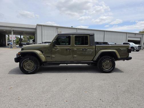 41 2026 Jeep Gladiator Willys 41 4x4