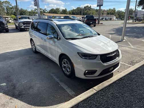 2022 Chrysler Pacifica Limited