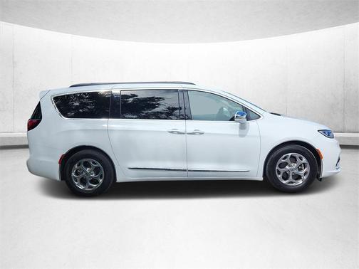 2022 Chrysler Pacifica Limited