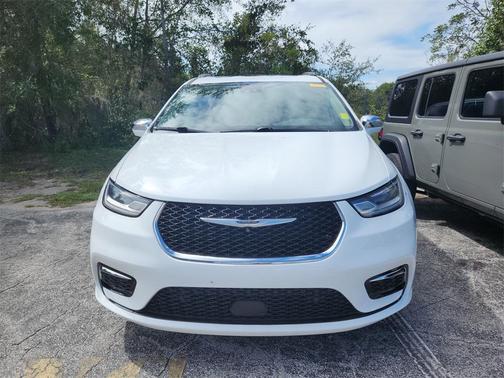 2022 Chrysler Pacifica Limited