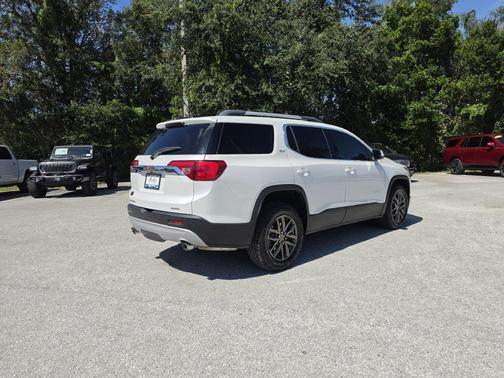 White Frost 2019 GMC Acadia SLT-1