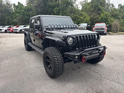 2022 Jeep Gladiator Altitude 4x4