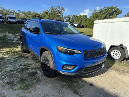 2023 Jeep Cherokee Altitude