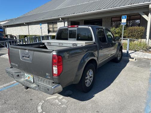 2017 Nissan Frontier SV