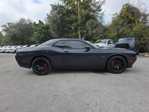 2017 Dodge Challenger R/T