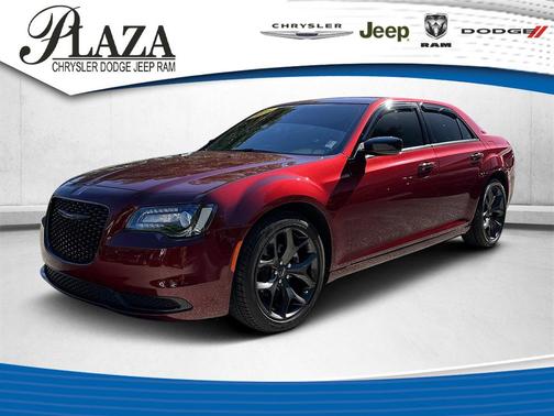 2023 Chrysler 300 Touring