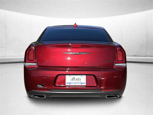 2023 Chrysler 300 Touring