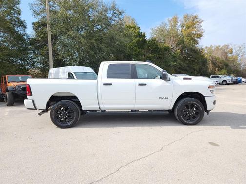 2025 RAM 2500 Big Horn Crew Cab 4x4 6'4' Box