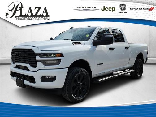 2025 RAM 2500 Big Horn Crew Cab 4x4 6'4' Box