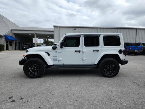 2022 Jeep Wrangler Unlimited Sahara