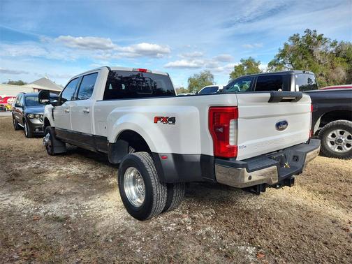 2017 Ford F-350 Lariat