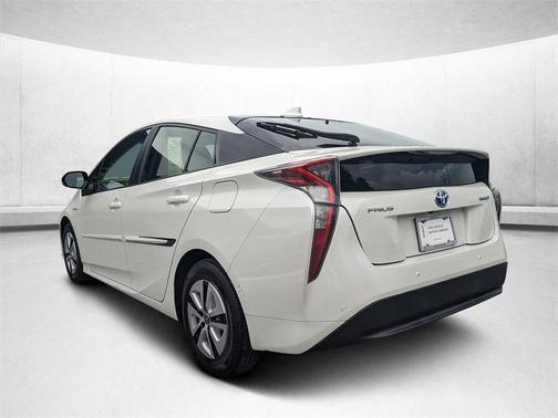 2017 Toyota Prius Four