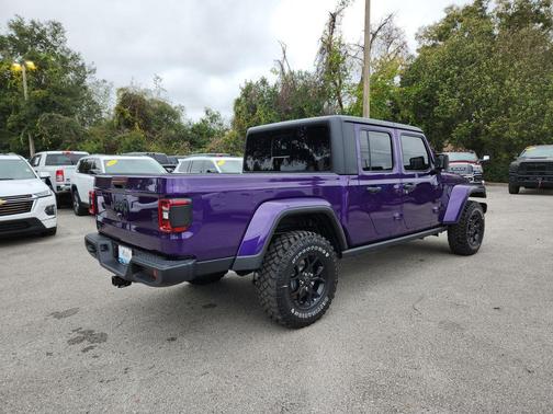 2026 Jeep Gladiator Willys 4x4