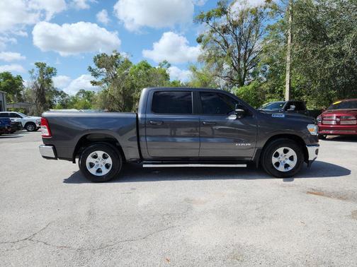Granite Crystal Metallic Clearcoat 2021 RAM 1500 Big Horn/Lone Star