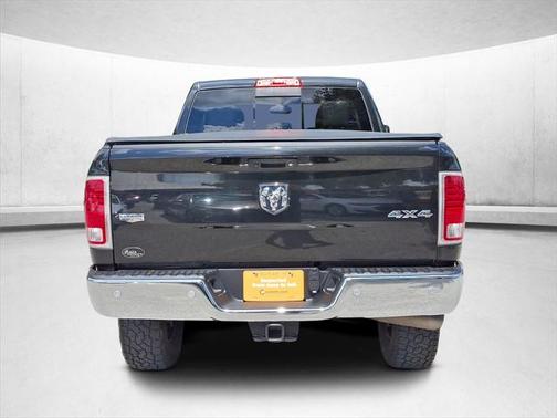 2018 RAM 2500 Laramie Crew Cab 4x4 6'4' Box