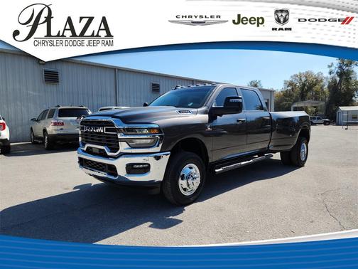 2026 RAM 3500 Tradesman Crew Cab 4x4 8' Box