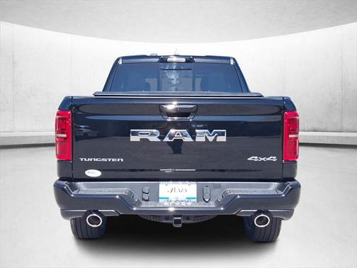 2025 RAM 1500 ST