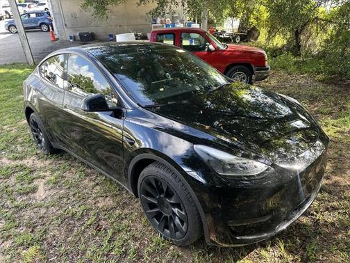 2023 Tesla Model Y Long Range Dual Motor All-Wheel Drive