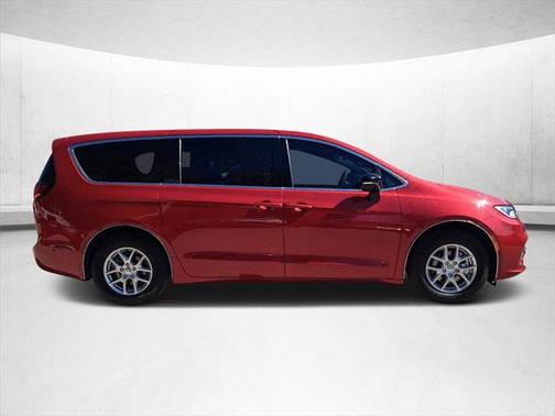 2025 Chrysler Pacifica L