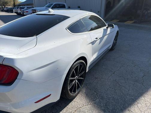 2020 Ford Mustang EcoBoost Premium