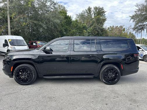 2025 Jeep Wagoneer L Series II Carbide 4x4