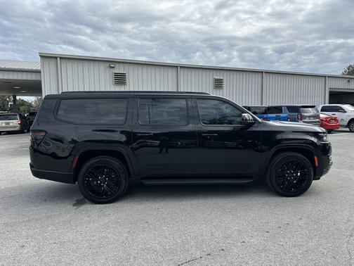 2025 Jeep Wagoneer L Series II Carbide 4x4