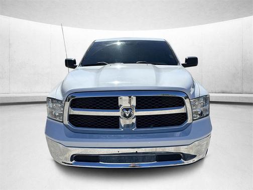 2019 RAM 1500 SLT