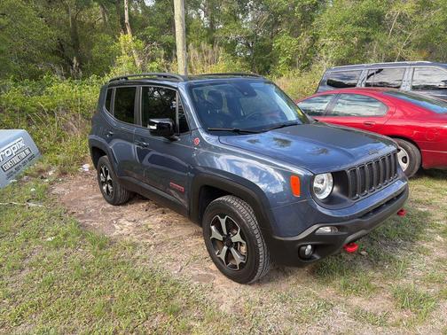 Slate Blue Pearlcoat 2022 Jeep Renegade Trailhawk