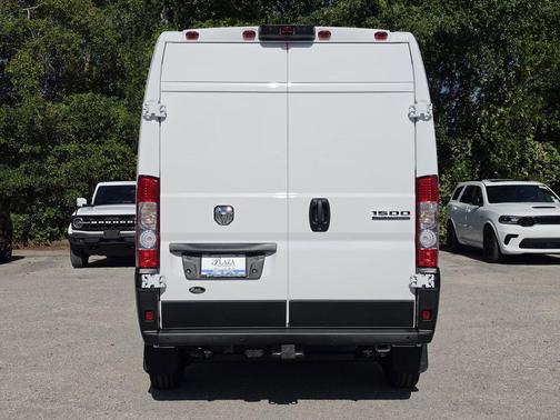 Bright White Clearcoat 2026 RAM ProMaster 1500 Base