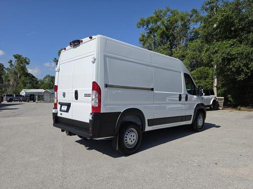 Bright White Clearcoat 2026 RAM ProMaster 1500 Base