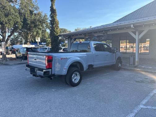 2024 Ford F-350 Lariat