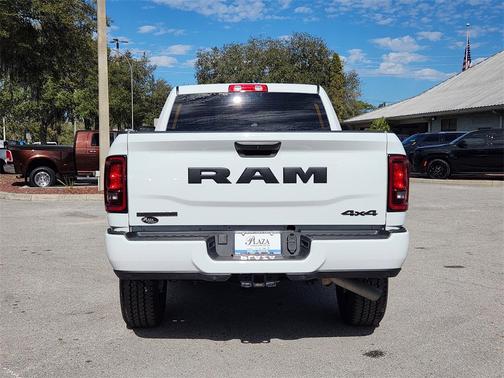 2025 RAM 2500 Big Horn Crew Cab 4x4 6'4' Box