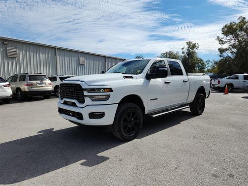 2025 RAM 2500 Big Horn Crew Cab 4x4 6'4' Box