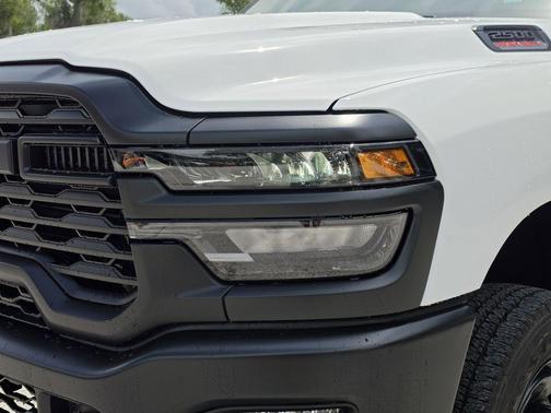 Bright White Clearcoat 2026 RAM 2500 Tradesman Crew Cab 4x4 6'4' Box