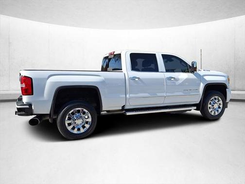 2017 GMC Sierra 2500 Denali
