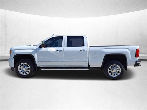 2017 GMC Sierra 2500 Denali