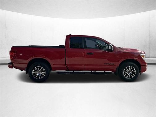 2023 Nissan Titan SV