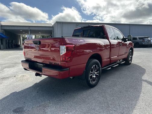 2023 Nissan Titan SV