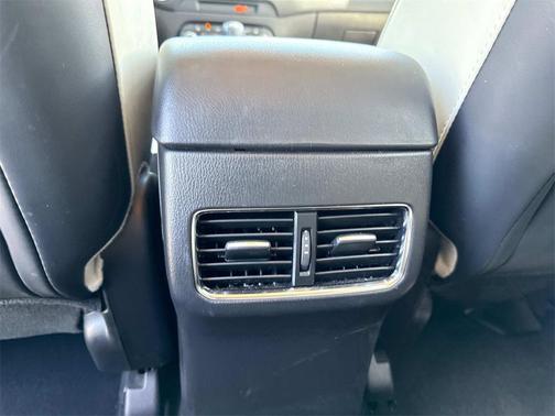 2022 Mazda CX-5 2.5 S Preferred Package