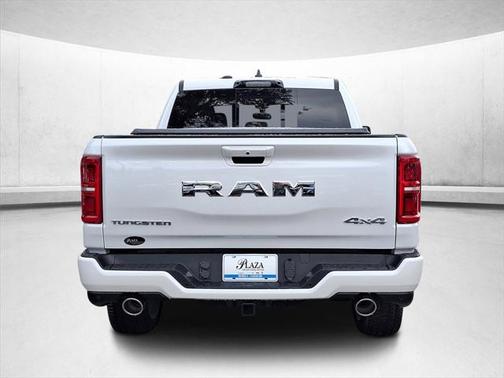 2025 RAM 1500 ST