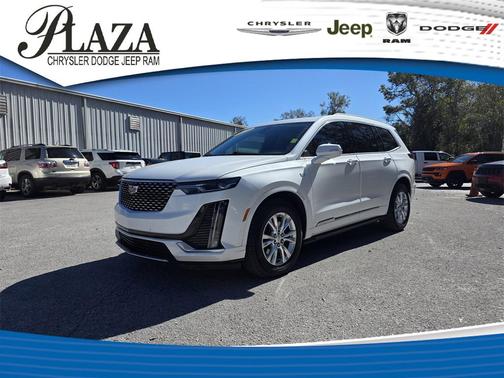 2023 Cadillac XT6 Luxury FWD